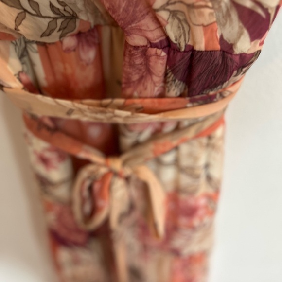 City Chic Women’s Floral Maxi Dress

Size XS/14 - Picture 4 of 7